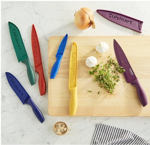 Foto de juego de cuchillos de alta calidad en diferentes colores