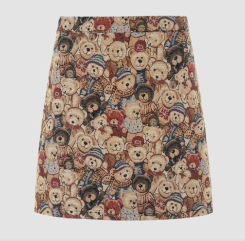 teddy bears on a skirt
