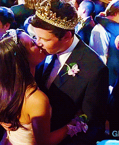 Rachel and Finn dancing at prom as prom queen and king