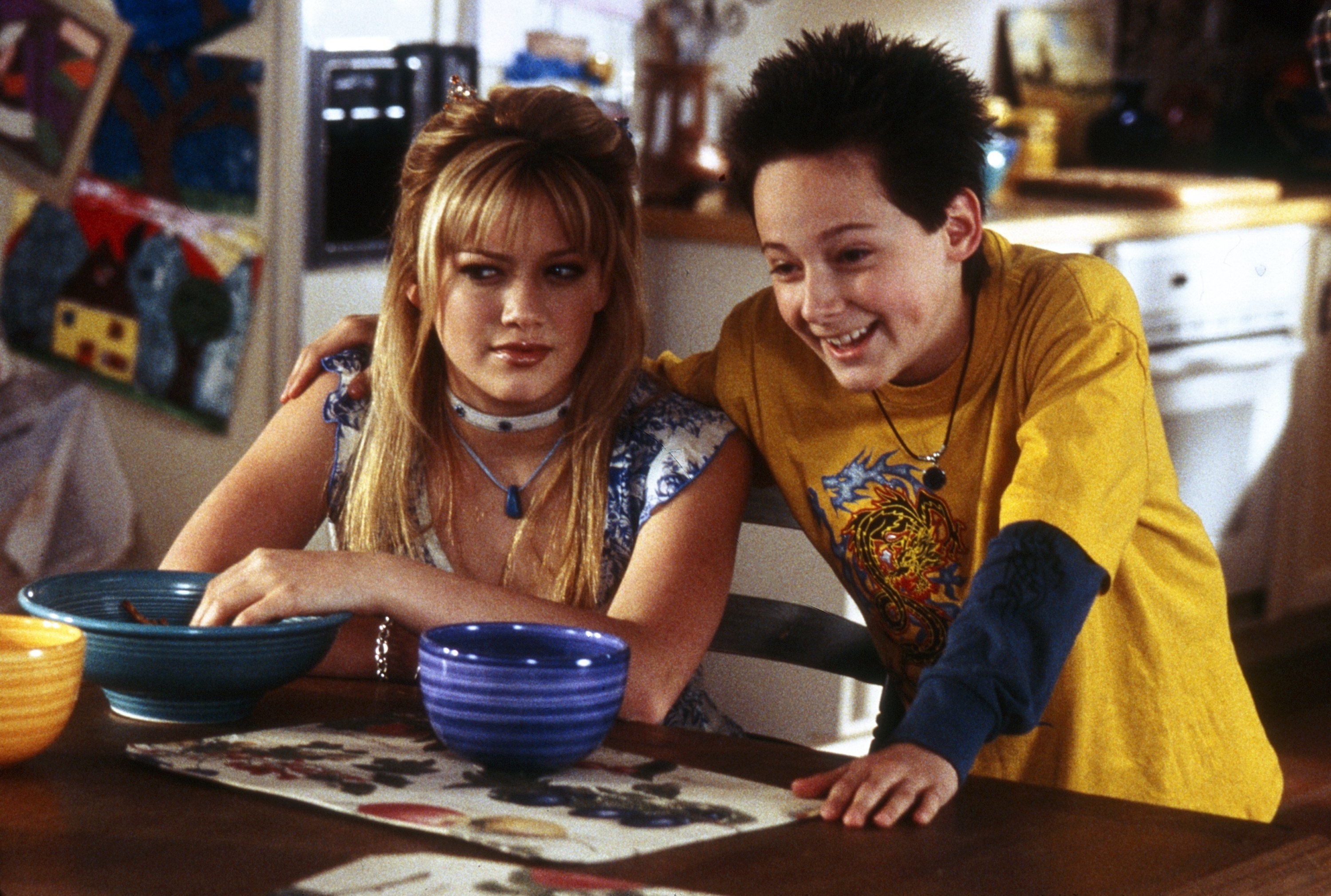Jake Thomas with spiky, brown hair next to Hilary Duff in &quot;Lizzie McGuire&quot;
