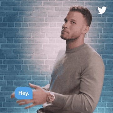 A man shoots a &quot;Hey&quot; text message into private messages