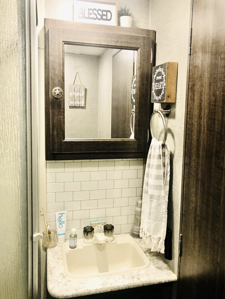 A reviewer&#x27;s bathroom with the subway tile