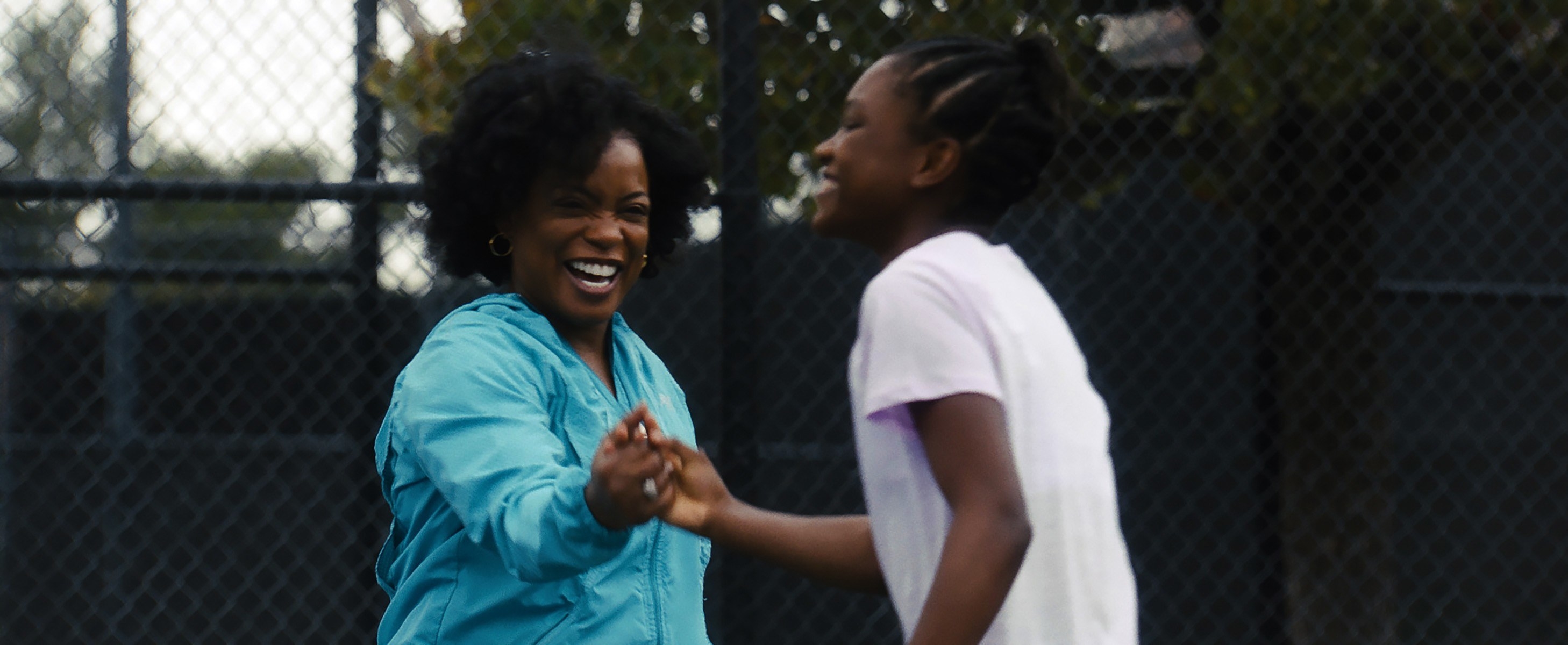 Aunjanue Ellis as Oracene &quot;Brandy&quot; Williams and Demi Singleton as Serena Williams