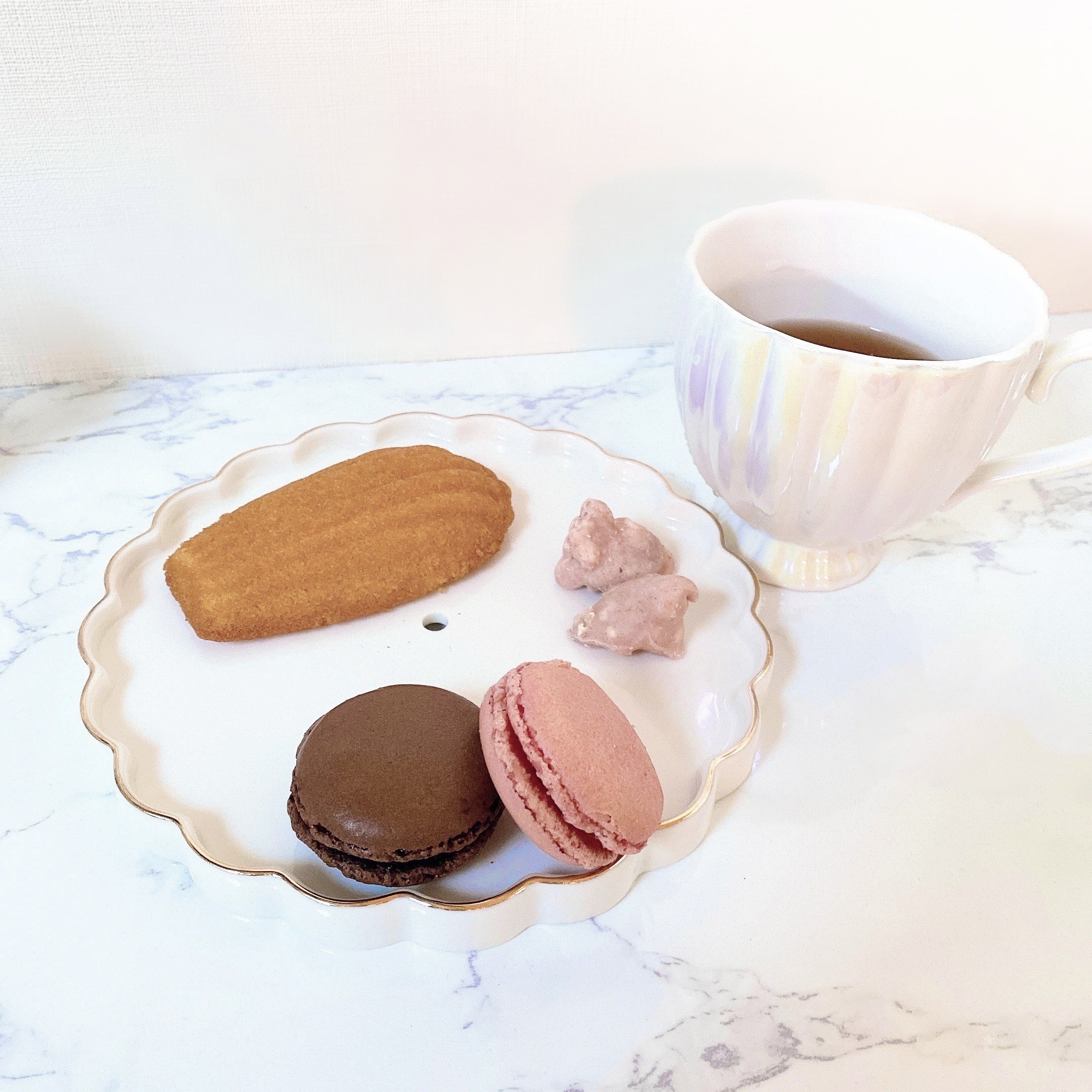 Francfranc(フランフラン)の高見え雑貨「パステルスカラップ スタンド 3段 ホワイト」