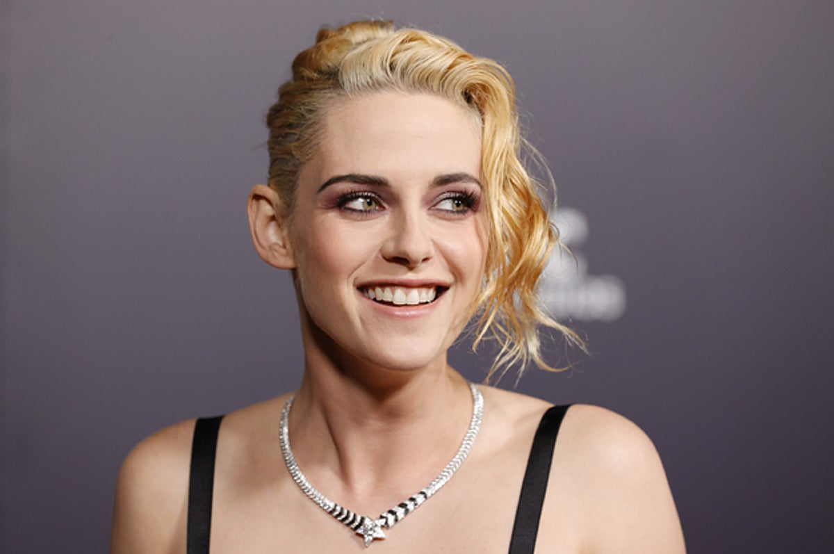 Kristen Stewart Is Developing A Gay Ghost-Hunting Show