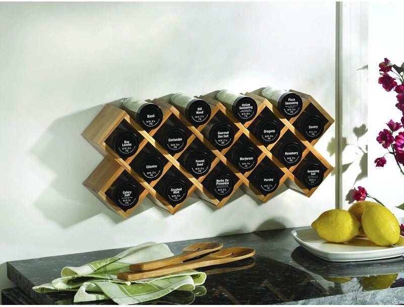 The spice rack with a spice container in all 18 spaces