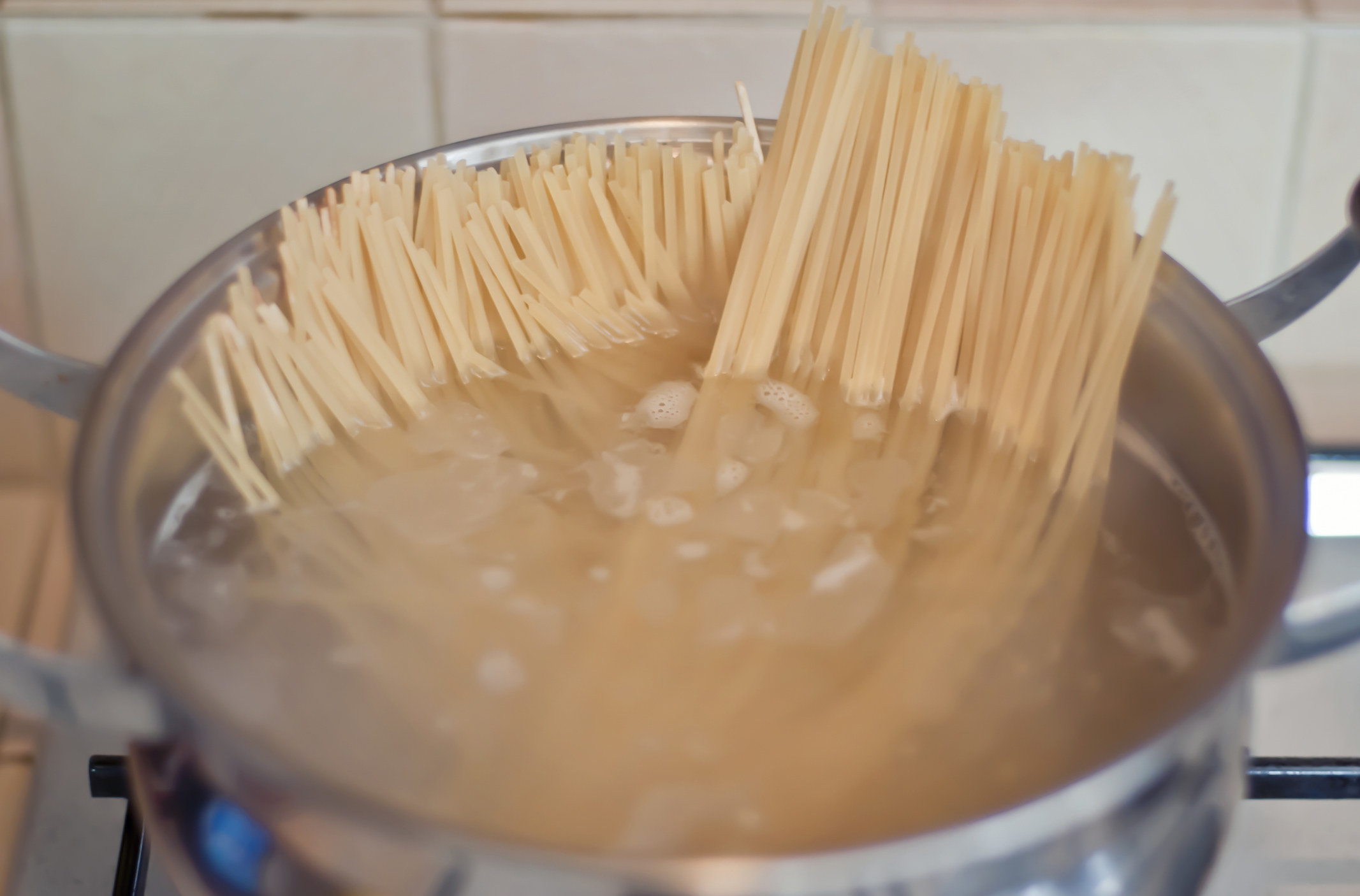 Spaghetti in a pot.