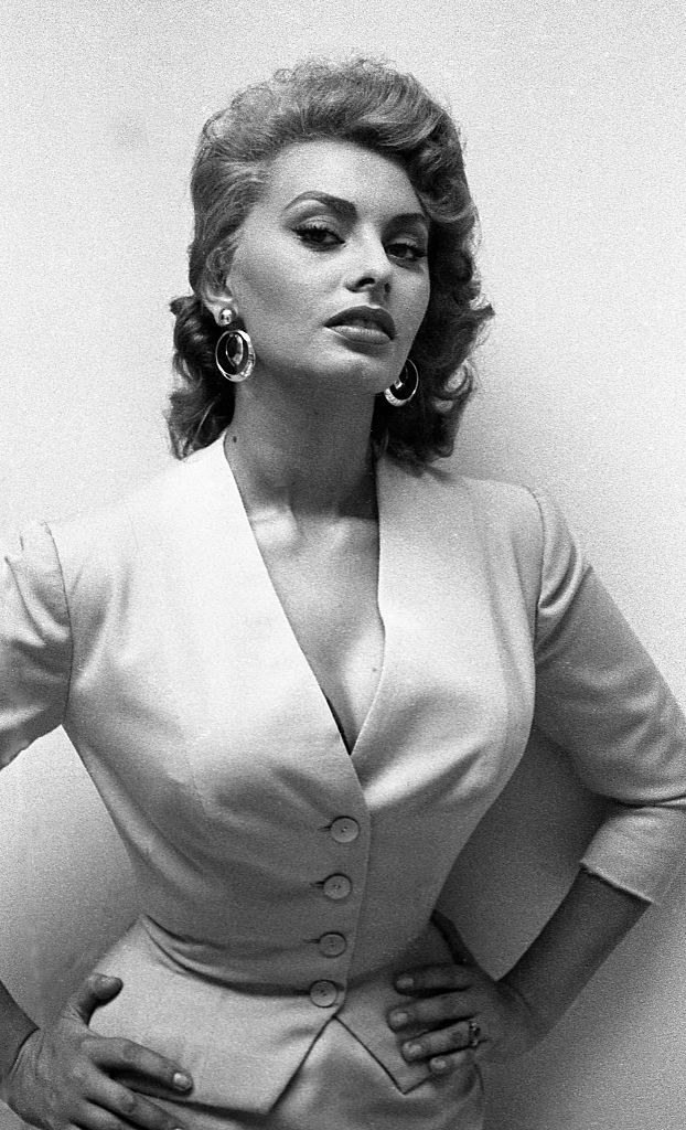 Sophia Loren starting her career posing for the camera