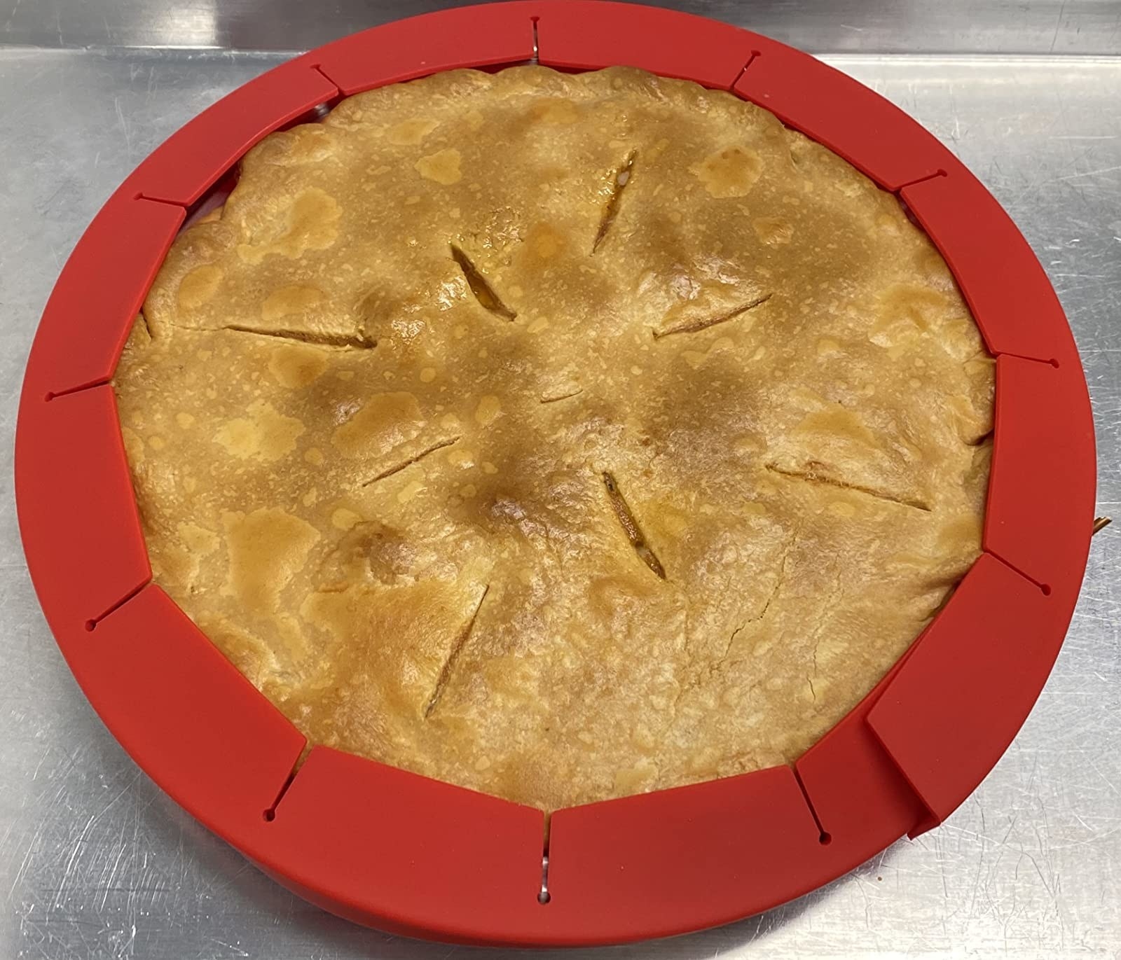 Reviewer photo of the pie crust shield on a pie