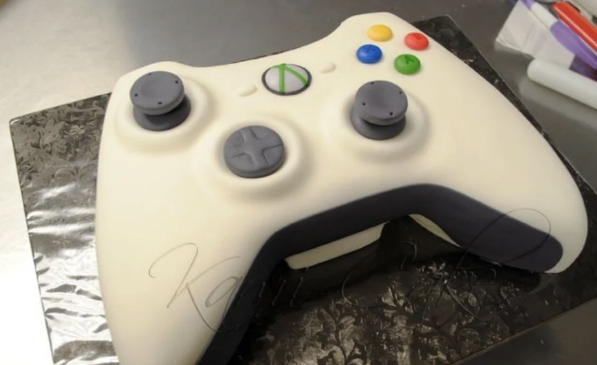 Cake that looks just like a white PlayStation console