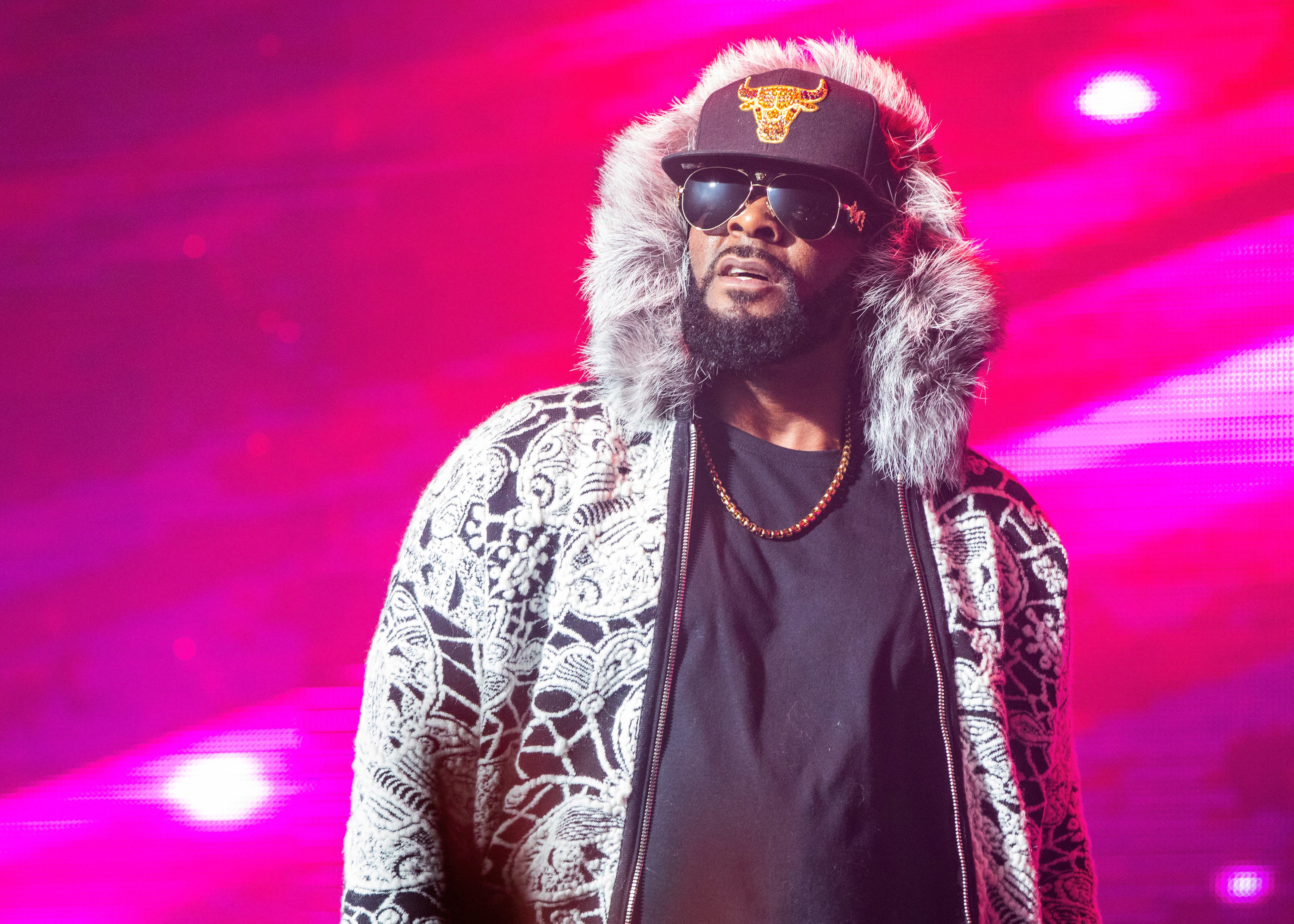 R. Kelly performs on stage