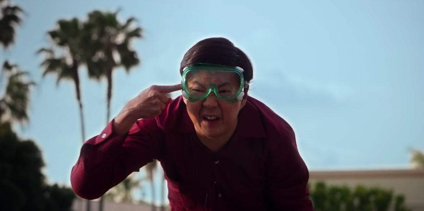 Chang pointing to the safety goggles on his head in &quot;Community&quot;