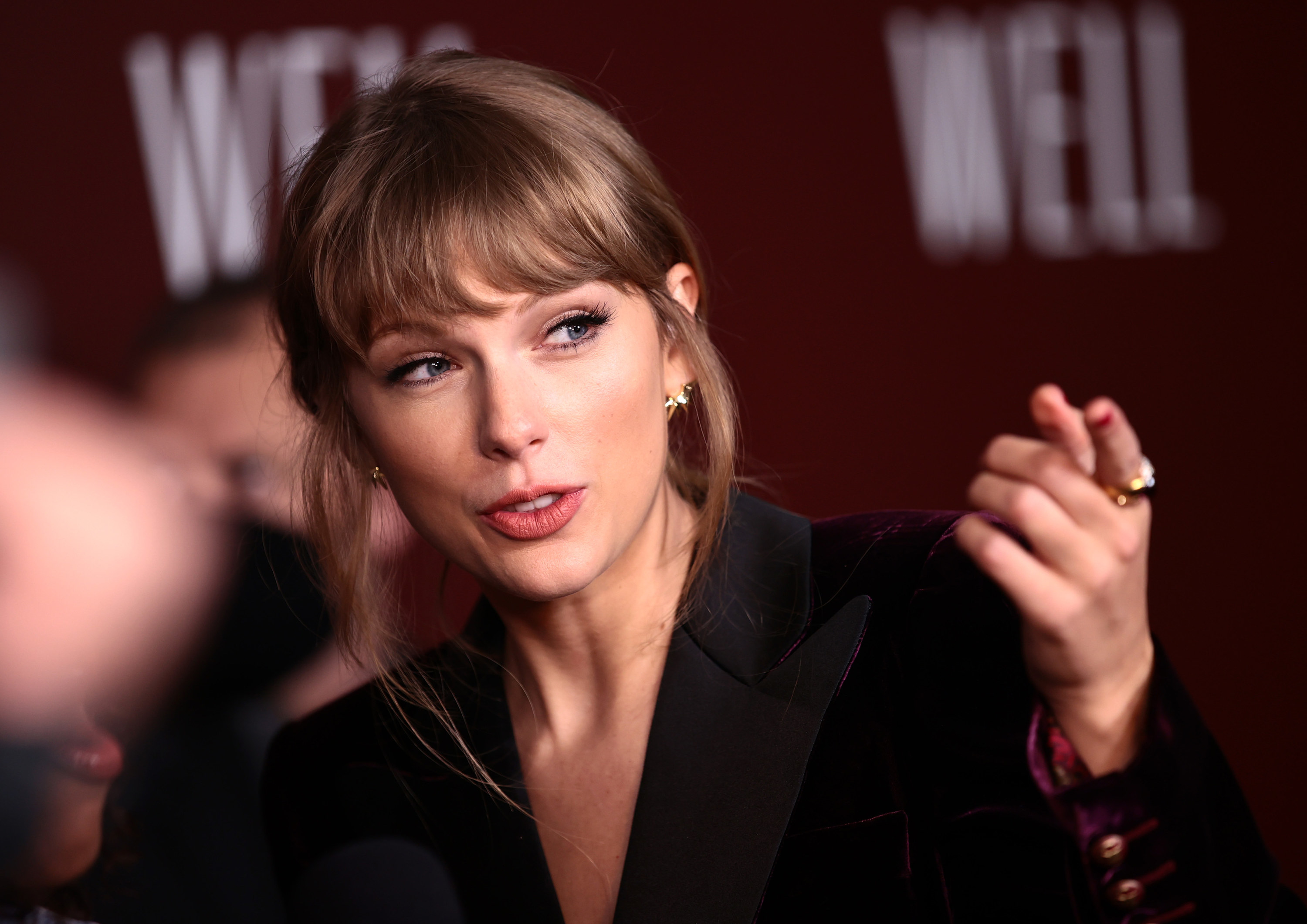 Photo Shows Taylor Swift with Gaslighter Wine—Sparking a Fan Frenzy