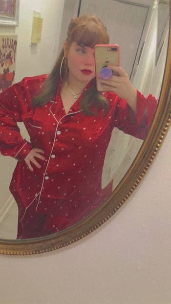 another reviewer wears the silk pajamas in red