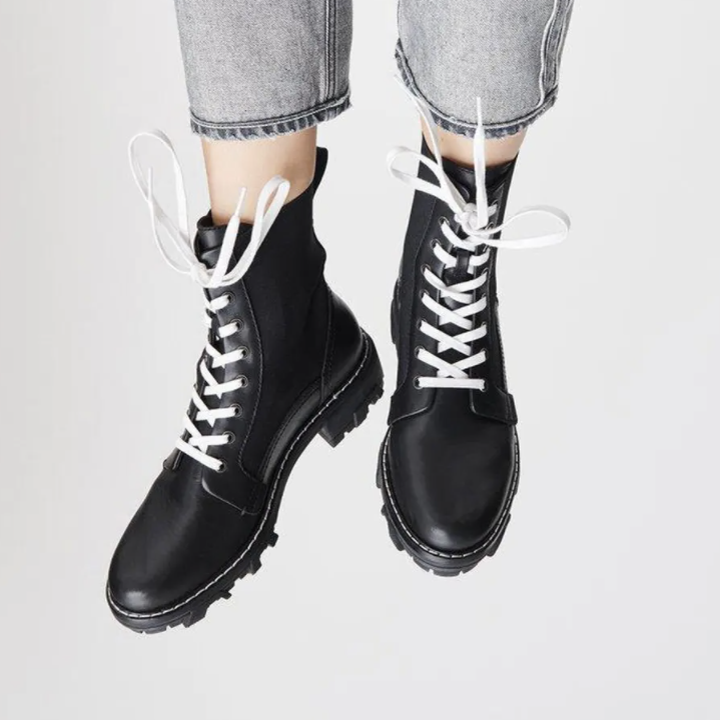 45 Black Boots You'll Want To Wear All The Time 2022