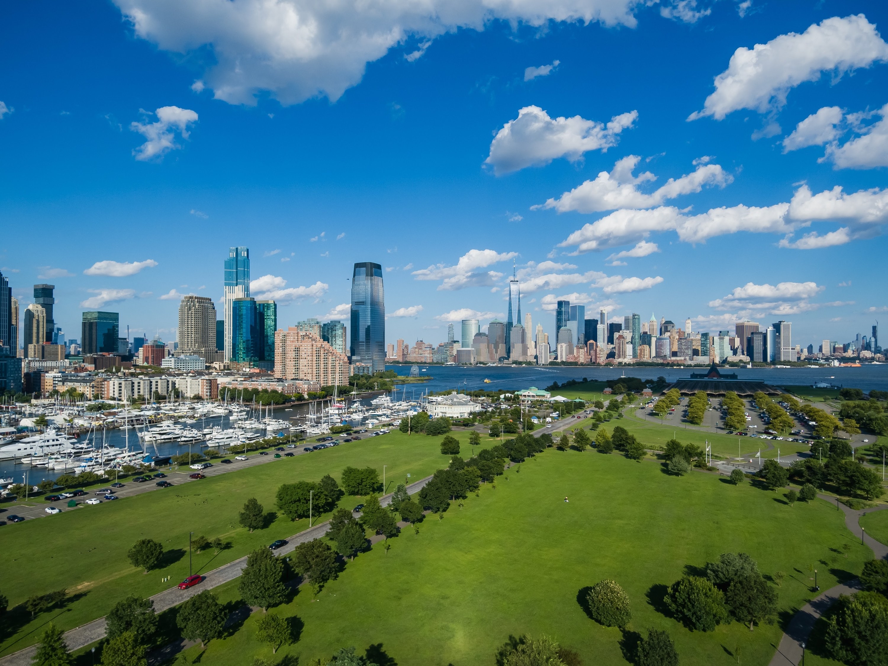 Greenery in Jersey City, New Jersey with a view of the NYC skyline in the background