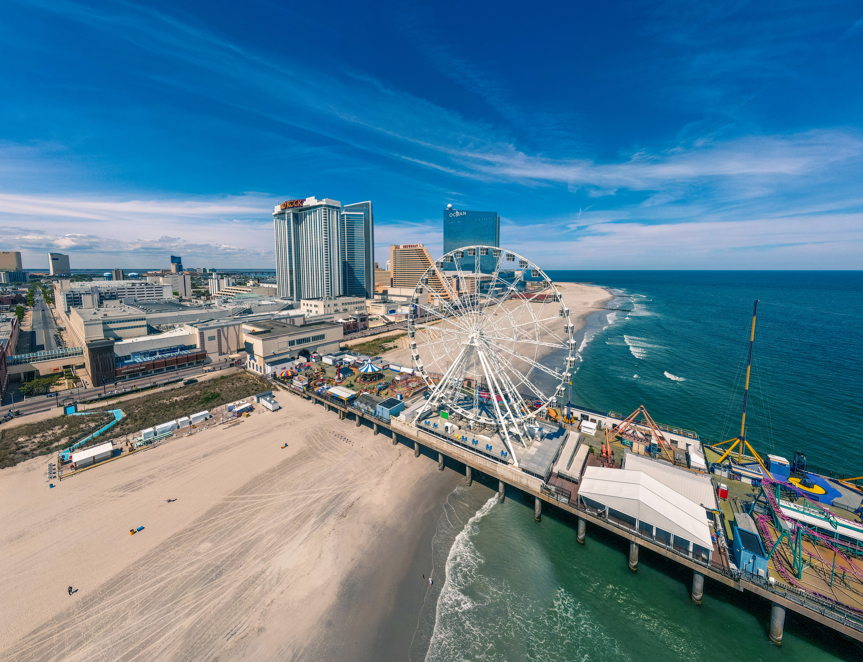 An aerial view of the Atlantic City boardwalk and rides