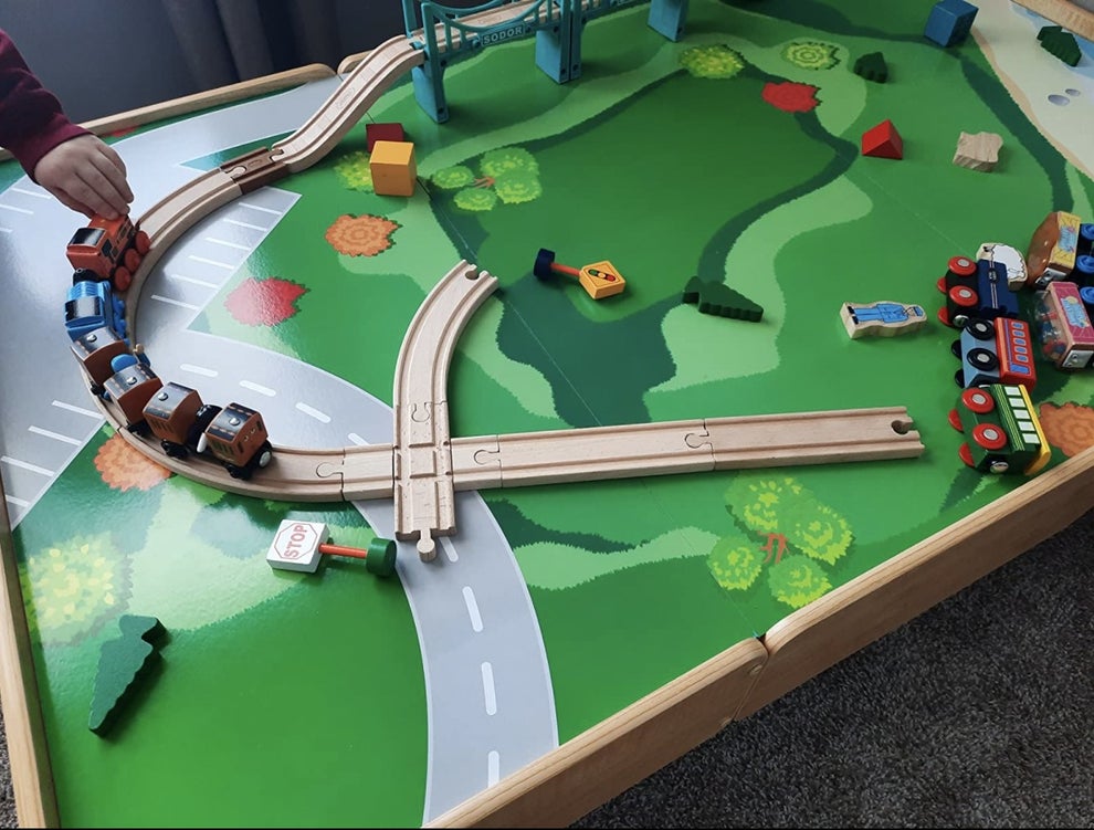 25 Pieces Of Amazon Furniture That Your Kids Will Love