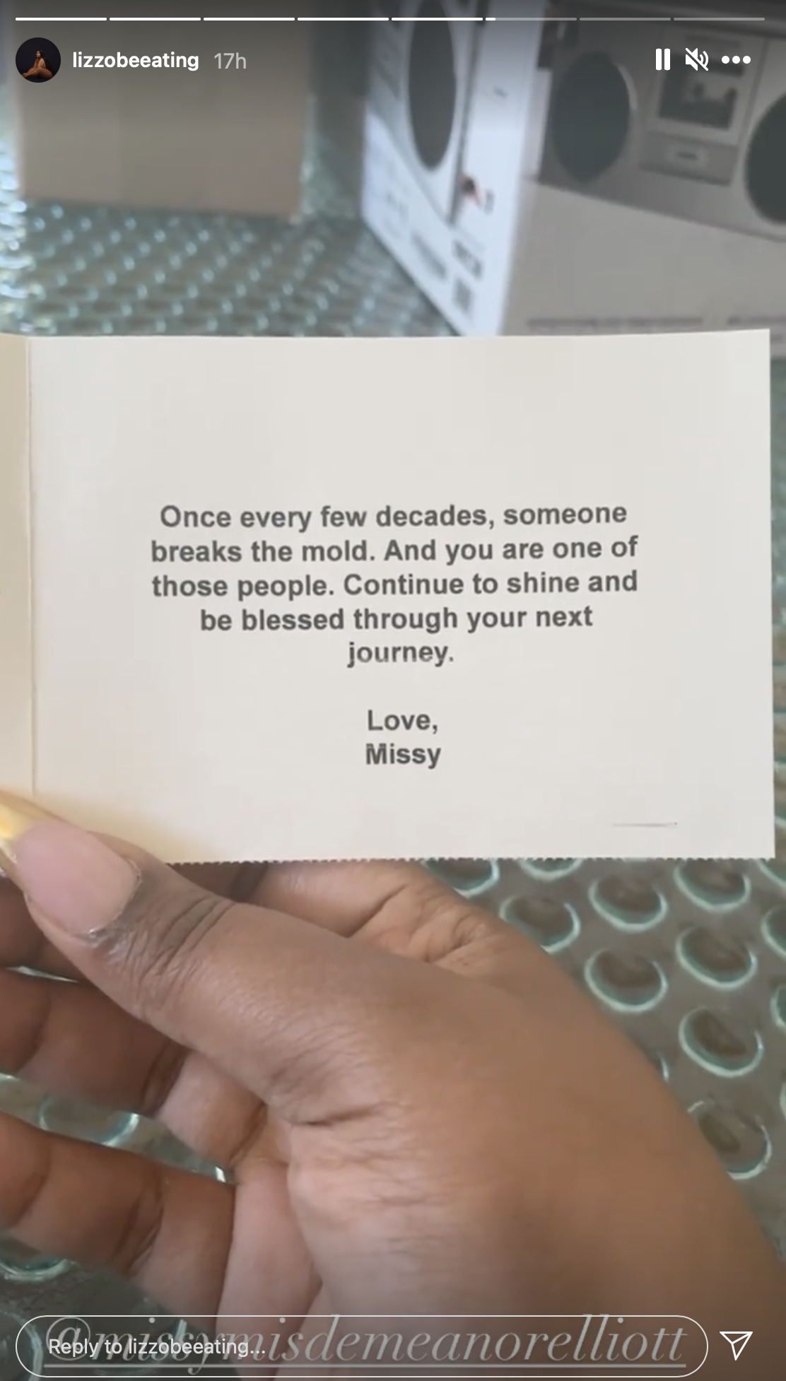 Missy Elliott&#x27;s note to Lizzo: &quot;Once every few decades, someone breaks the mold. And you are one of those people. Continue to shine and be blessed through your next journey. Love, Missy&quot;