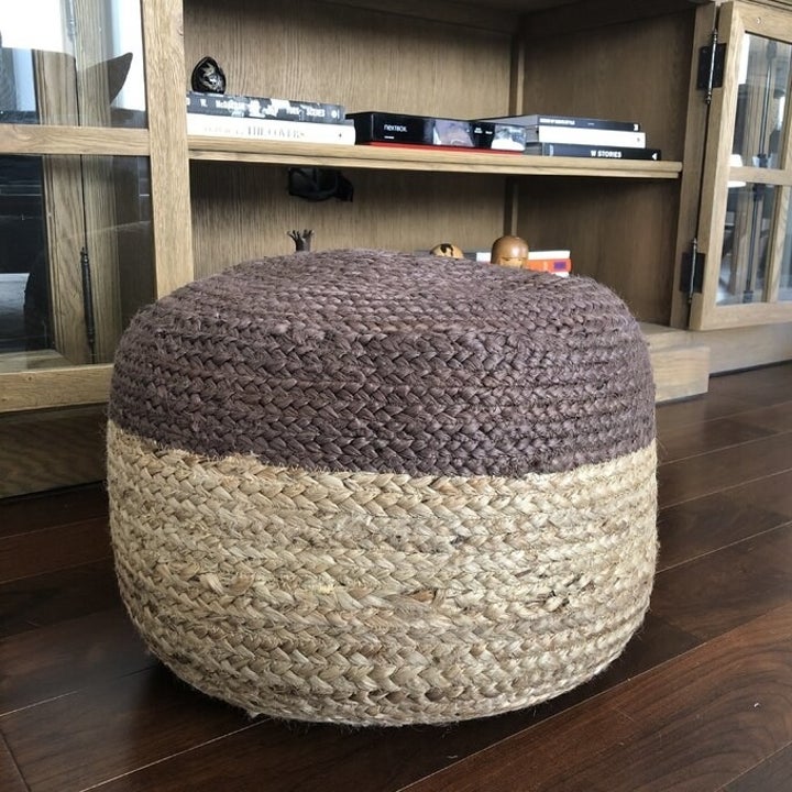 the pouf in two colors