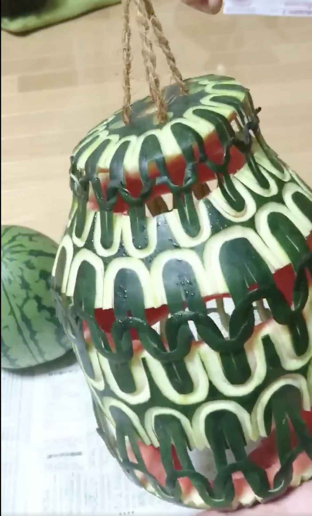 今にも飛び立ちそう なブロッコリー 躍動感を与えられた野菜がかっこいい