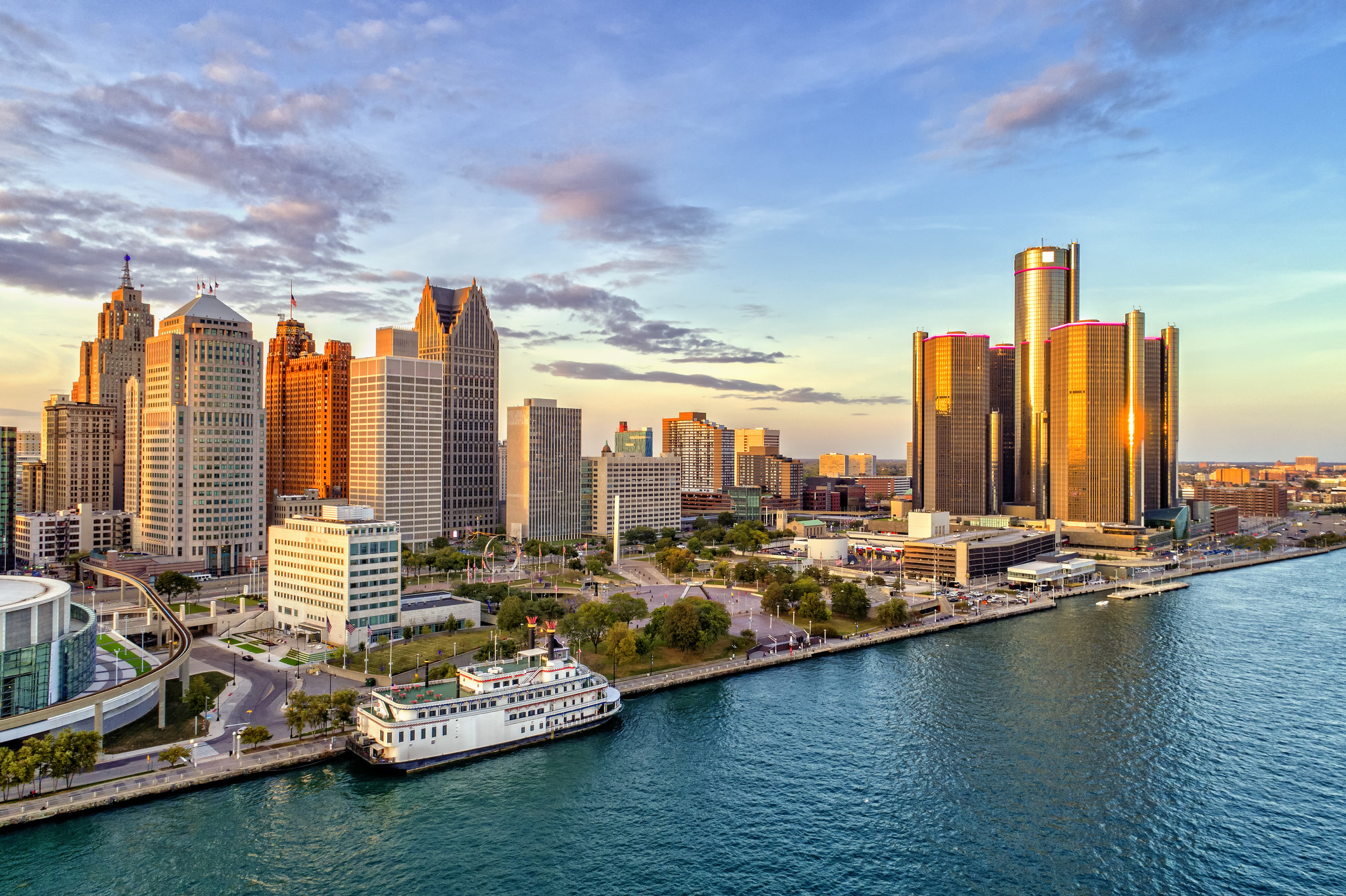 shot of Detroit&#x27;s downtown with a lake in the foreground