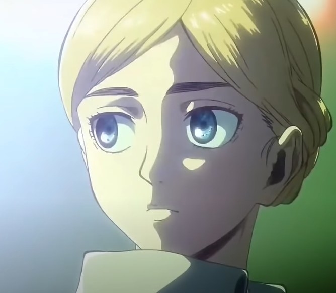 Historia looking back at something