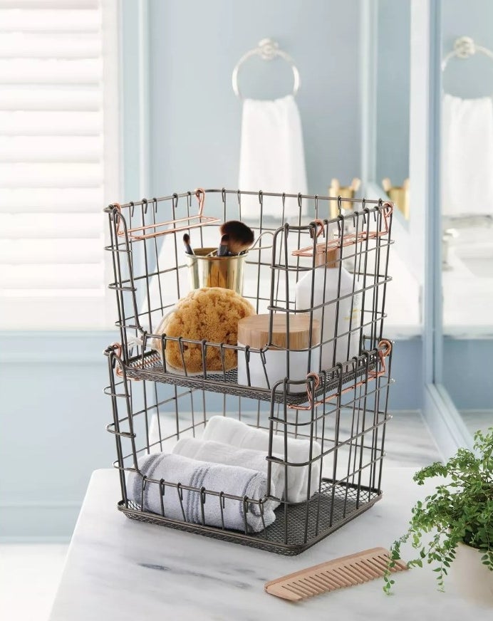 The stackable baskets