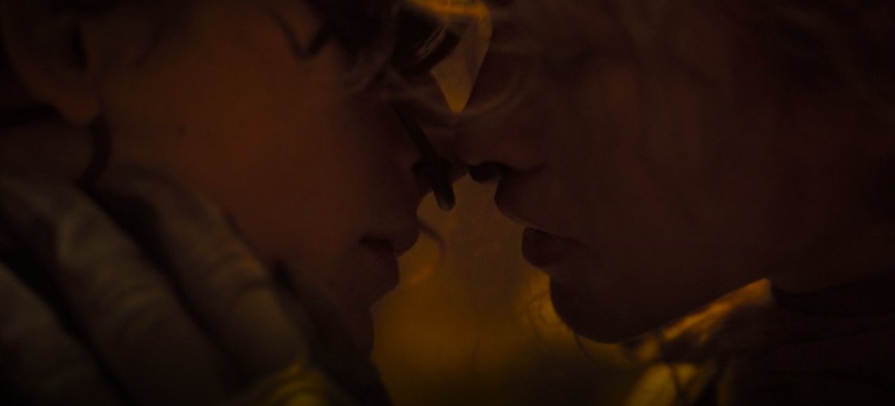 Paul and Chani about to kiss in &quot;Dune&quot;