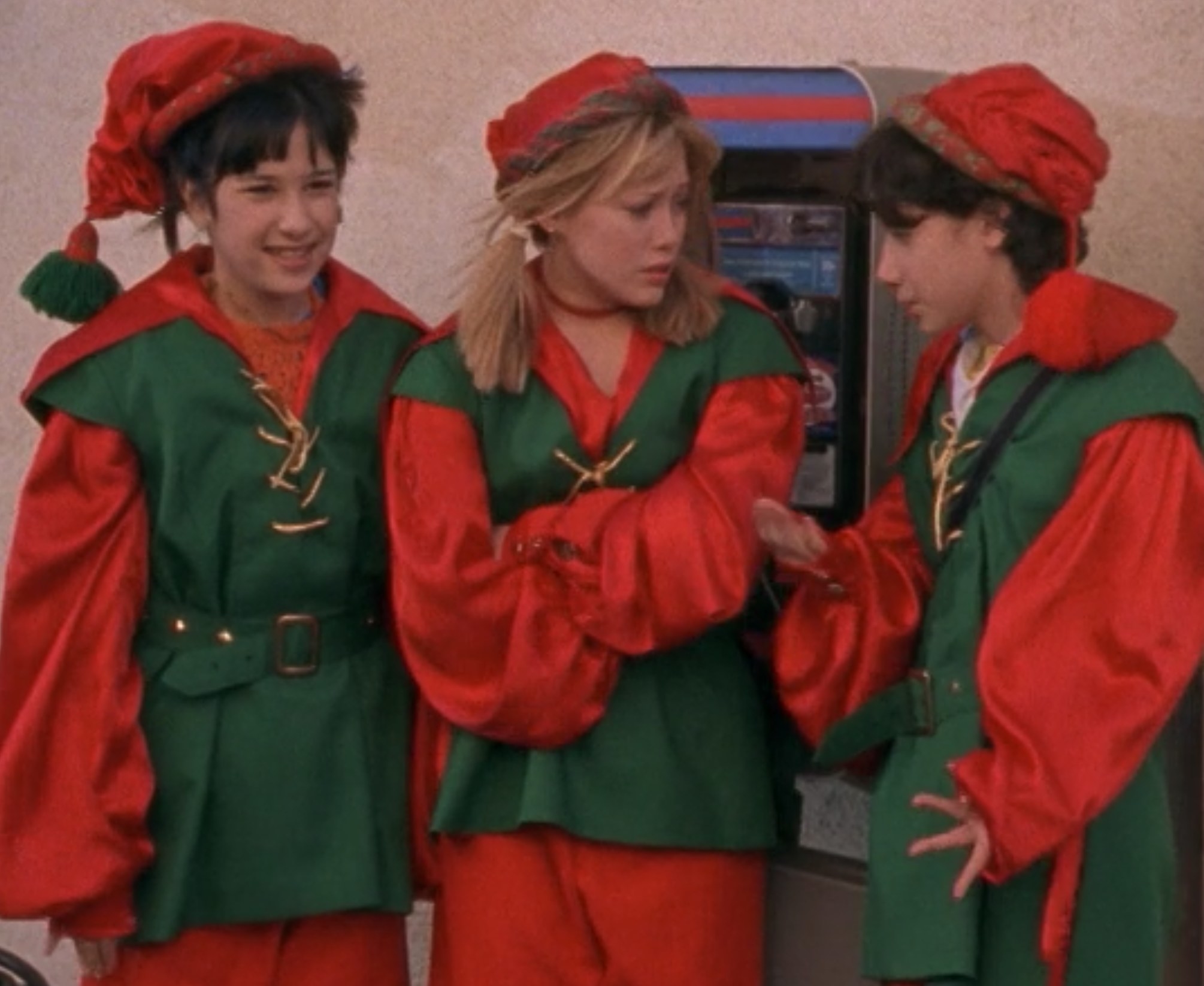 Miranda, Lizzie, and Gordo attempt to meet Aaron Carter in &quot;Lizzie McGuire&quot;