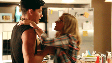 Zig and Maya surprise kiss on &quot;Degrassi&quot;
