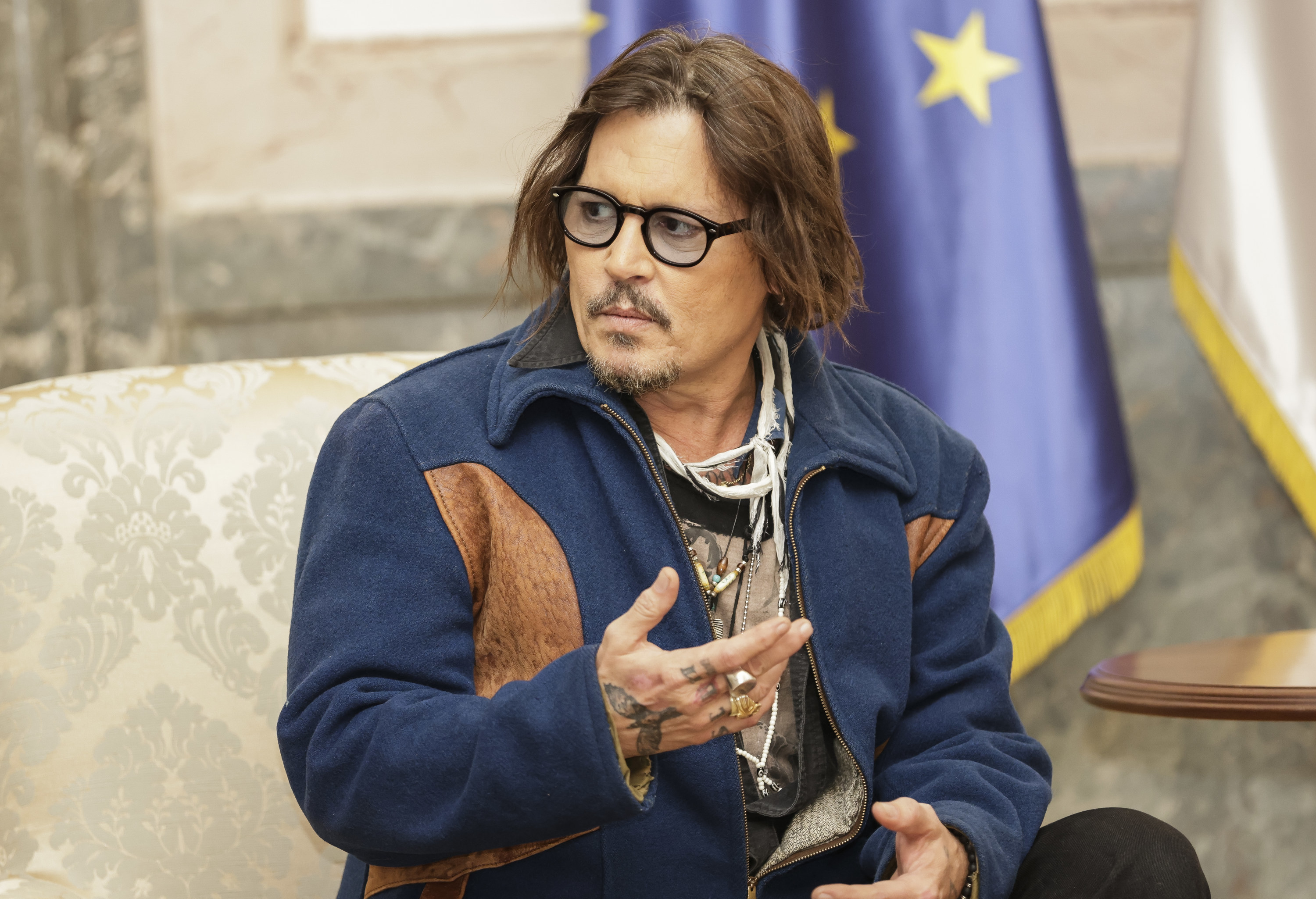 Джонни депп 2022. Джонни Депп. Джонни Депп 2021. Johnny Depp 2022. Джонни Депп поправился 2022.