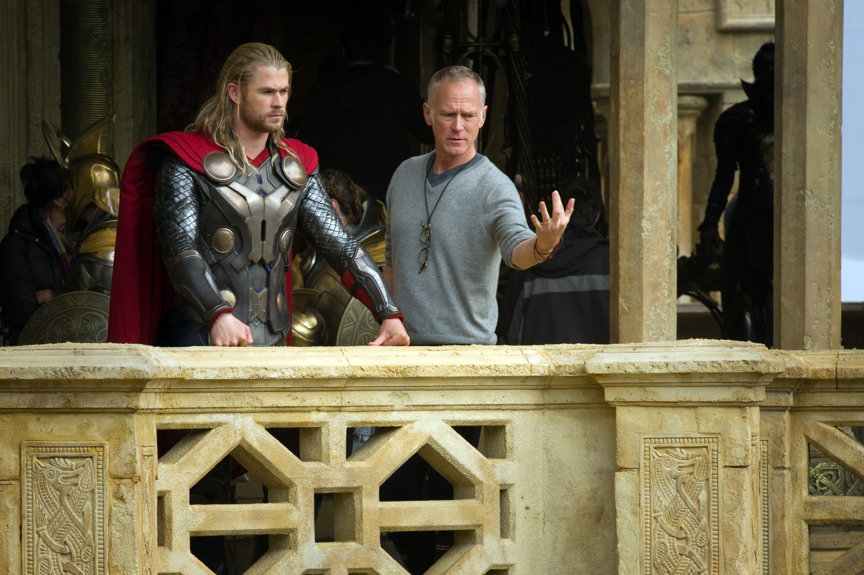 Alan Taylor directing Chris Hemsworth on the set of &quot;Thor: The Dark World&quot;