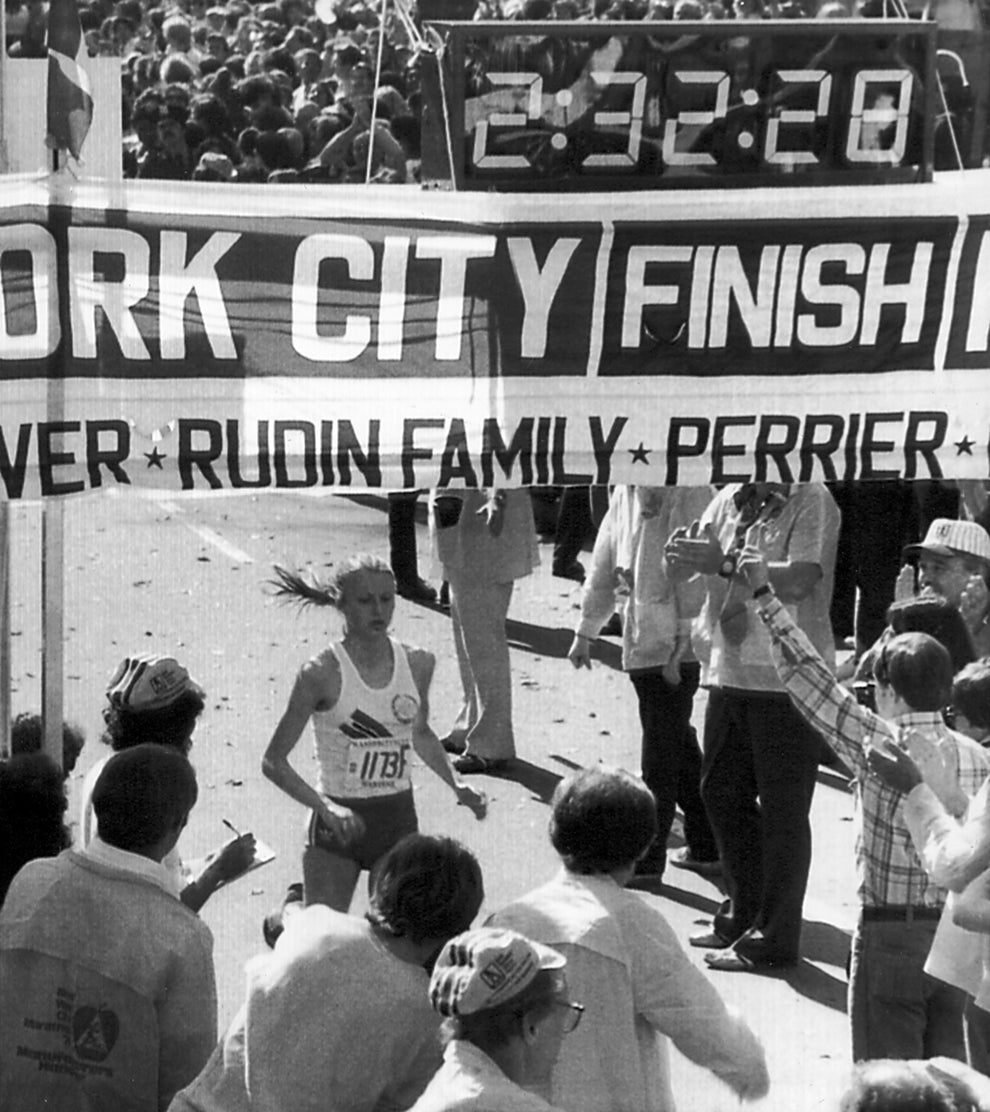 Amazing Vintage Photos Of The NYC Marathon To Mark Its 50th Year