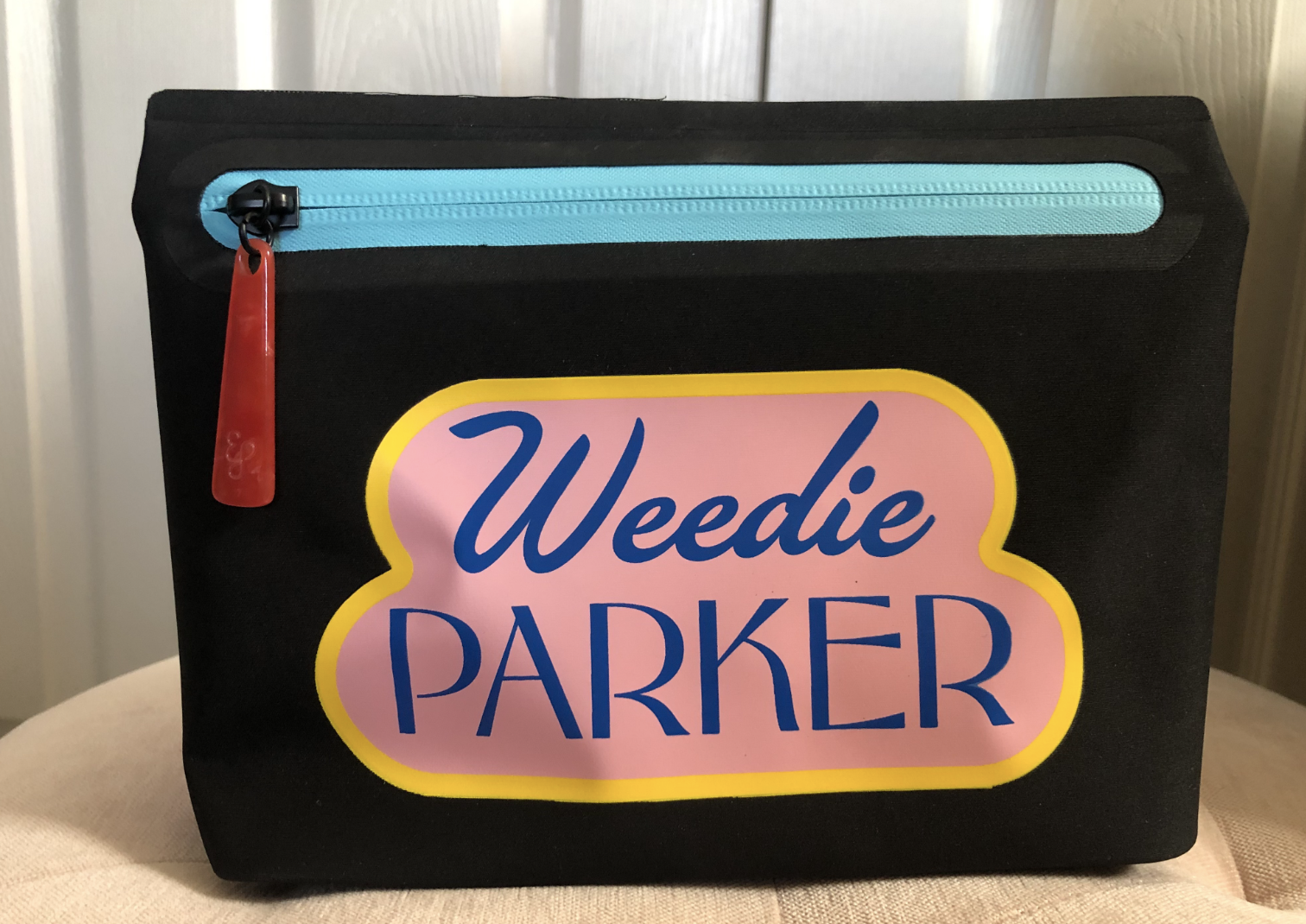 The &quot;weedie parker&quot; smell-proof pouch