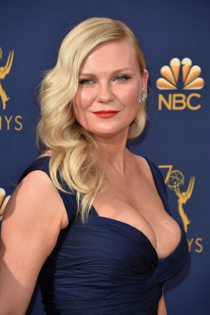 Kirsten Dunst attends the 70th Emmy Awards