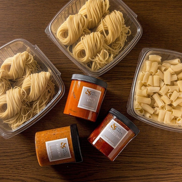 Pasta dinner gift basket
