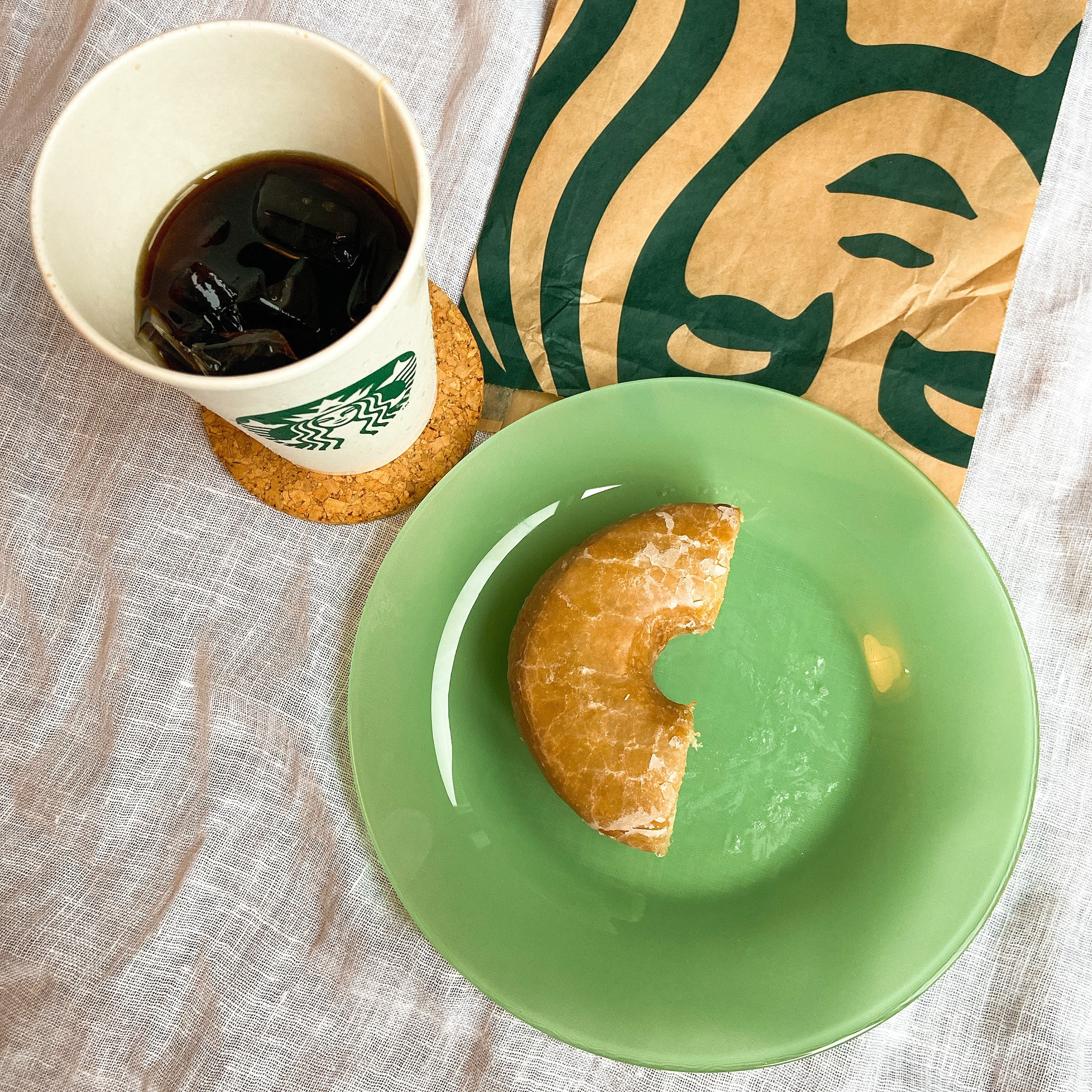 Starbucks Coffee（スターバックスコーヒー）のオススメのスイーツメニュー「シュガードーナツ」