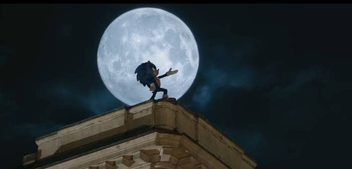 Sonic posing on a rooftop with the moon shining behind him in &quot;Sonic the Hedgehog 2&quot;