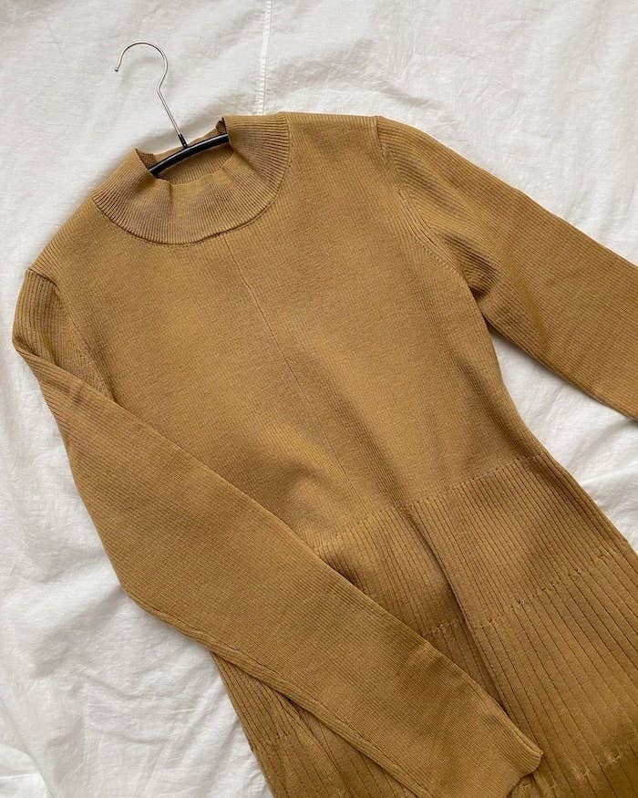 一枚着るだけでサマになる Guの ニットワンピ プチプラと思えない美シルエットにときめいた