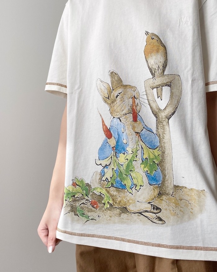 はぁ〜、好き♡ユニクロの「ピーターラビットTシャツ」絵本そのままのデザインが可愛い〜！