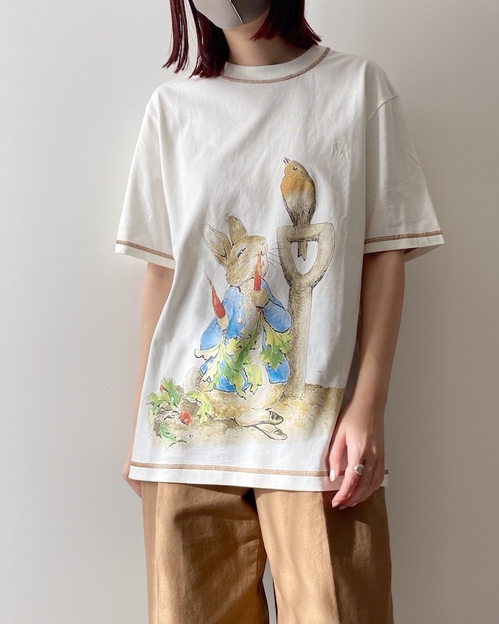 はぁ〜、好き♡ユニクロの「ピーターラビットTシャツ」絵本そのままのデザインが可愛い〜！