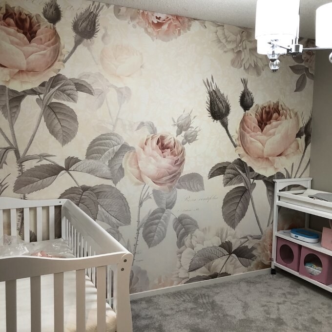 A reviewer&#x27;s image of a floral wall mural