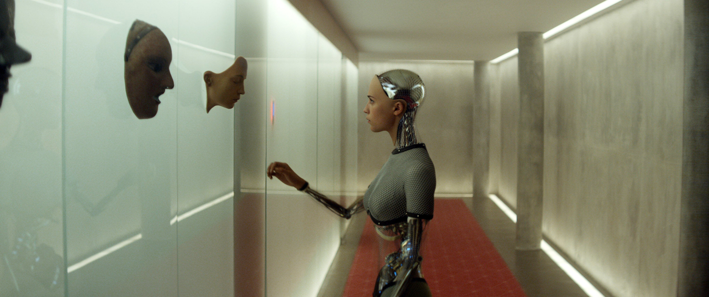 Alicia Vikander as an AI robot