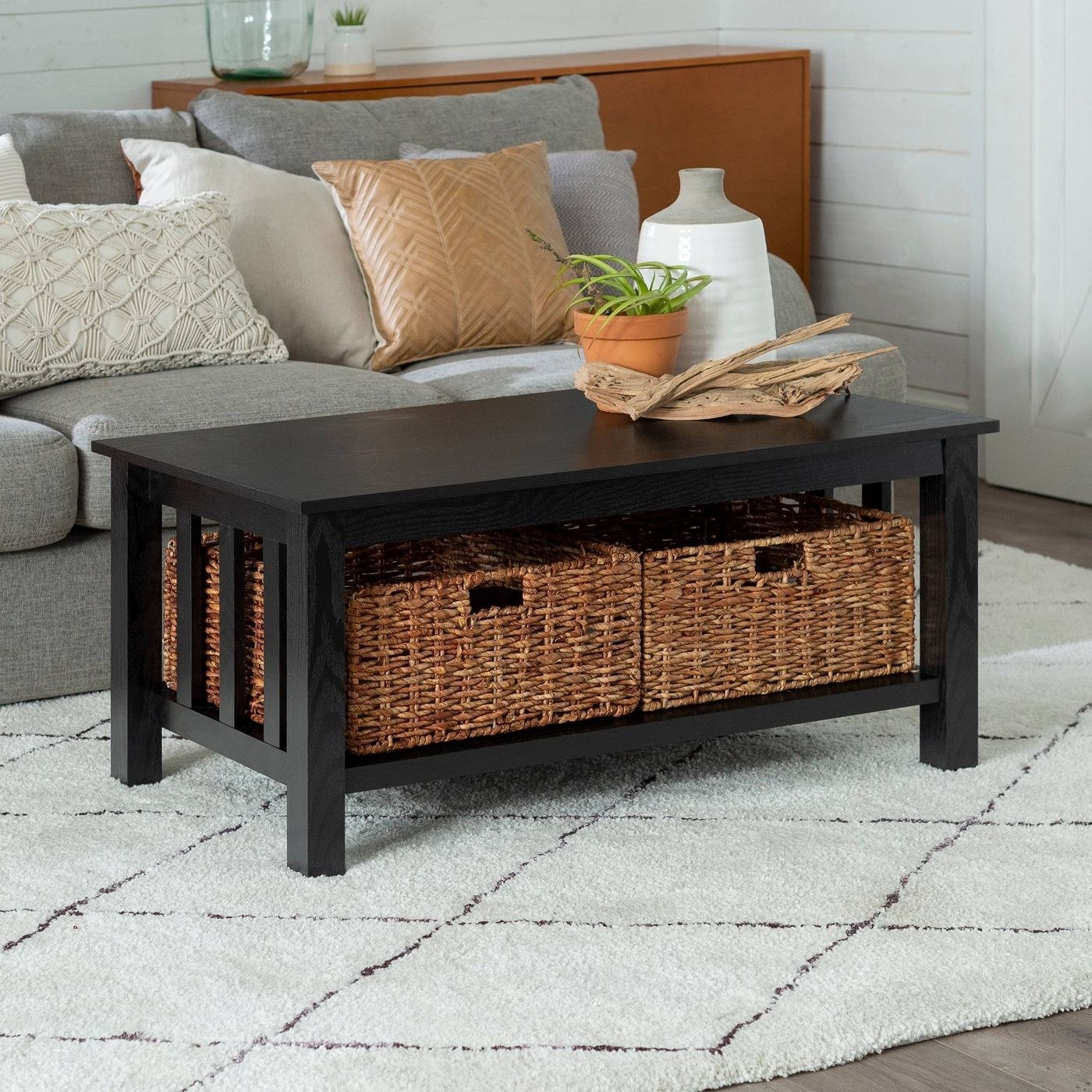 The coffee table pictured in black