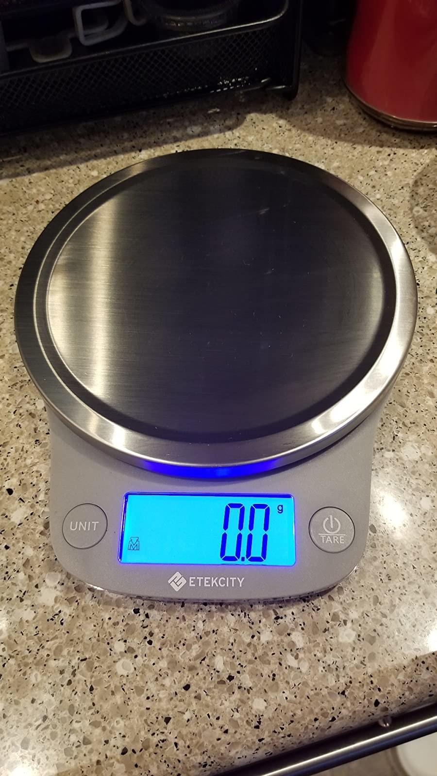 reviewer image of the scale on a kitchen counter