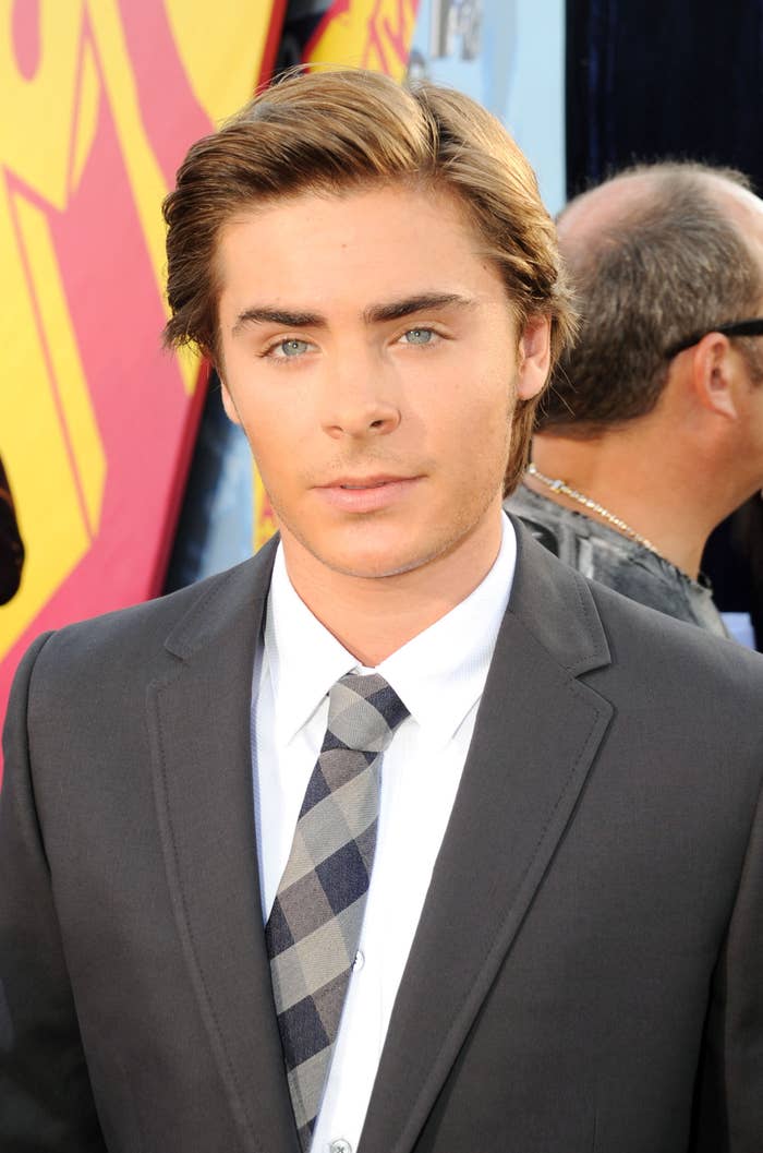 Zac Efron attends the 2008 MTV Video Music Awards
