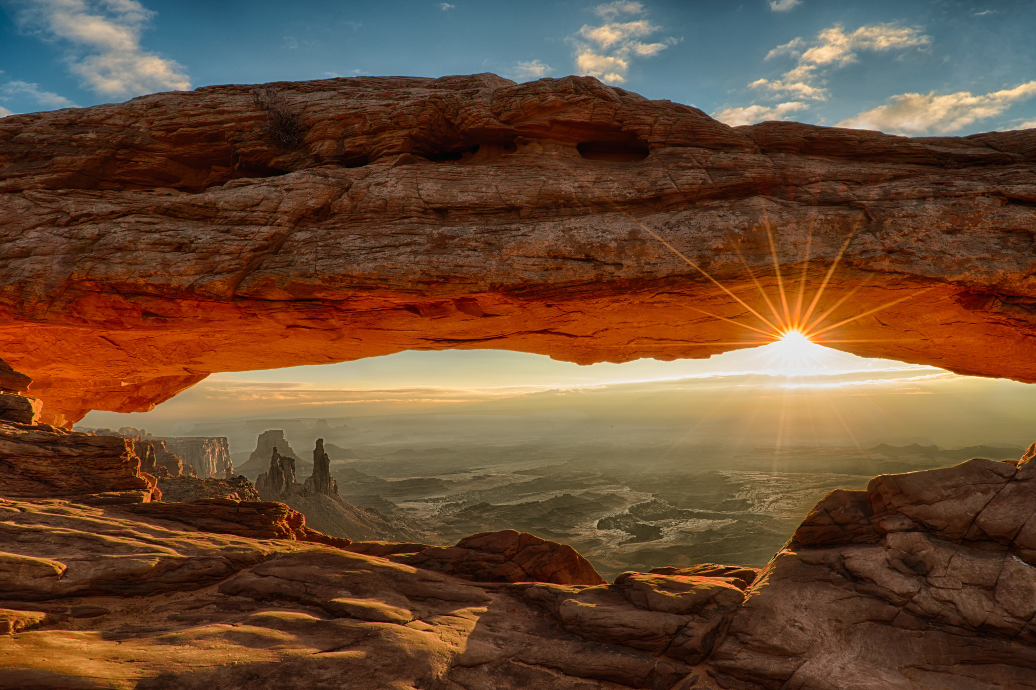 A redrock arch in Canyonlands National Park.