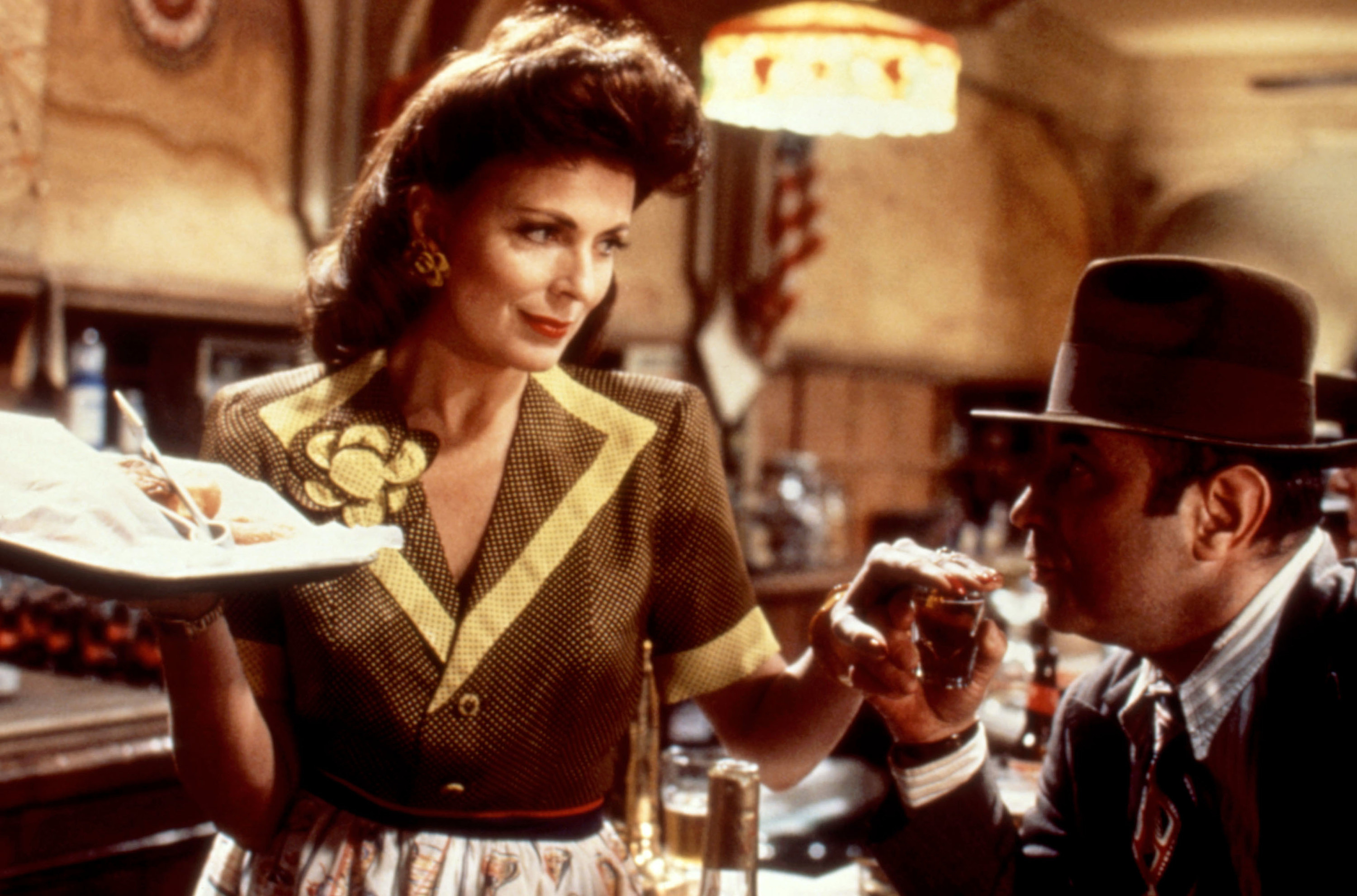 Dolores (Joanna Cassidy) and Eddie Valiant (Bob Hoskins) in &quot;Who Framed Roger Rabbit?&quot;