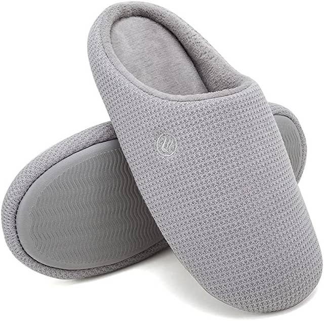The 12 Best Men's Slippers In 2022 Female Shoes Pair Woman Man
